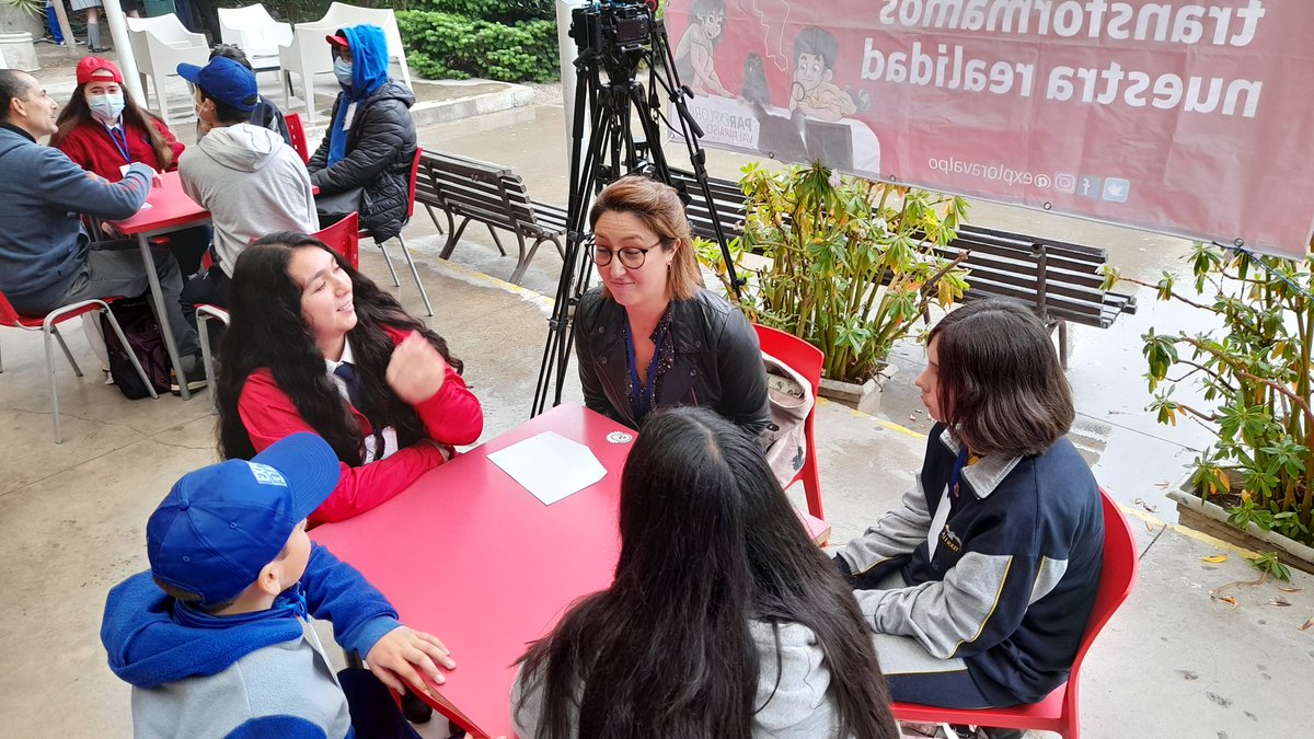 Mabel_Keller's tweet photo. Felicitaciones a quienes son parte de 18a edición del #CongresoExplora y comparten con generosidad sus descubrimientos y aprendizajes 🔝❤️☮️🧠🌈 https://t.co/KDyMbGosea #CienciaEscolar #Petorca #MargaMarga #SanAntonio #LosAndes #Quillota #SanFelipe #Valparaíso #CulturaCientífica https://t.co/9PjawLxSJx