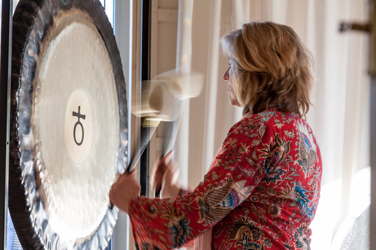 JohannaSound's tweet photo. It's going to be EPIC!! Planetary gongs in the Planetarium!!! Thursday night @GNM_Hancock #Newcastle for the @BeingHumanFest #BeingHumanFestival @whatsonne @bbcnewcastle https://t.co/xukOq9K2qd