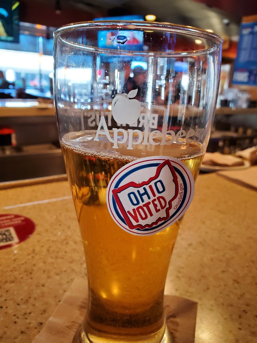 dssj04's tweet image. Go vote 🇺🇸🇺🇸🇺🇸