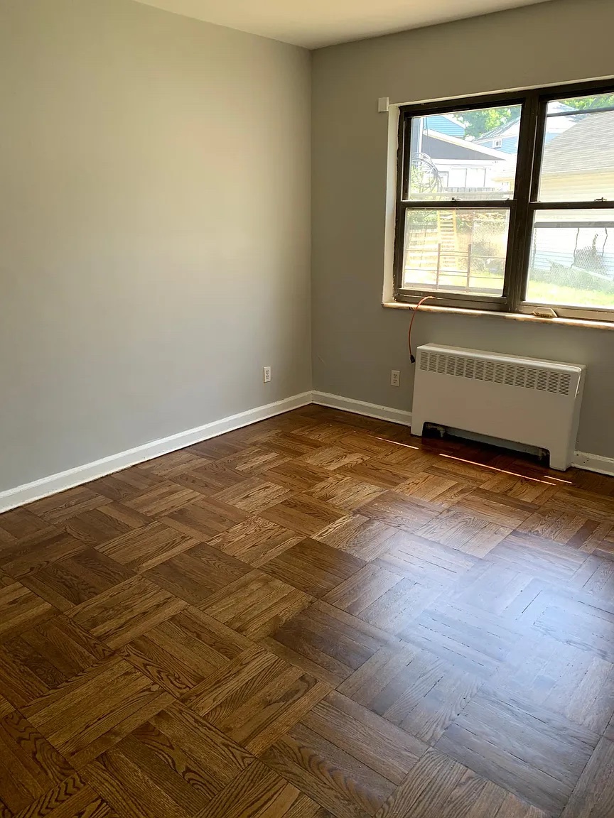 padspinapp's tweet photo. No Fee Staten Island! West Brighton 2BR $2,100 W/D &amp; Dishwasher @ https://t.co/bbj9AFUNCb. Click link to view listing &amp; to book a viewing: https://t.co/hoKQk6FMQw

#padspin
#NYCapts
#SIapts
#westbrightonapts
#SInofeeapts
#SIaffordablehousing
#nofeeSI
#cheapSIapts https://t.co/kuQ6TcBDsi