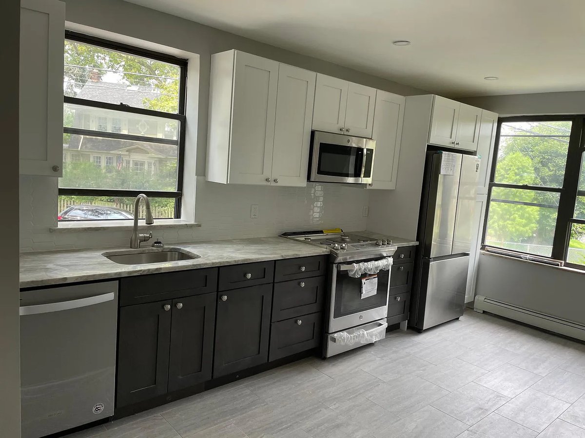 padspinapp's tweet photo. No Fee Staten Island! West Brighton 2BR $2,100 W/D &amp; Dishwasher @ https://t.co/bbj9AFUNCb. Click link to view listing &amp; to book a viewing: https://t.co/hoKQk6FMQw

#padspin
#NYCapts
#SIapts
#westbrightonapts
#SInofeeapts
#SIaffordablehousing
#nofeeSI
#cheapSIapts https://t.co/kuQ6TcBDsi