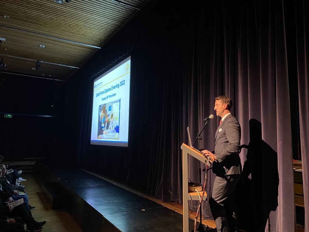 Ravphagura's tweet photo. An excellent turnout tonight for our Sixth Form Open Evening @RBAcad. Don’t forget to apply online - click on the link to find out more information about what we offer https://t.co/84WncQGAyV
#SixthForm #future #RBAachieve https://t.co/uieAAdqRY8