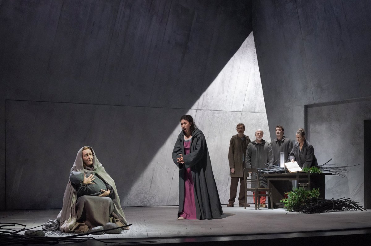WandererSite's tweet photo. À @OperadeRennes l’Annonciation faite à Marie de #philippeleroux d’après Claudel avec traitement de la voix @Ircam #guillaumebourgogne et #ensemblecairn #raphaelekennedy #sophiaburgos #CharlesRice
https://t.co/PYkczaX3yS Voir moins https://t.co/Hcy61NYf6b