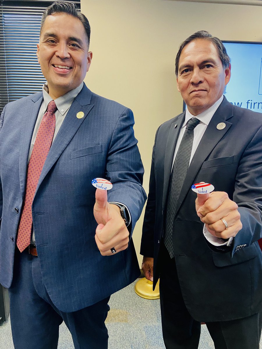 MuscogeeNation's tweet image. Principal Chief David Hill and Second Chief Del Beaver have let their #NativeVoice be heard, have you? 

Polls close at 7 PM! 

#ElectionDay