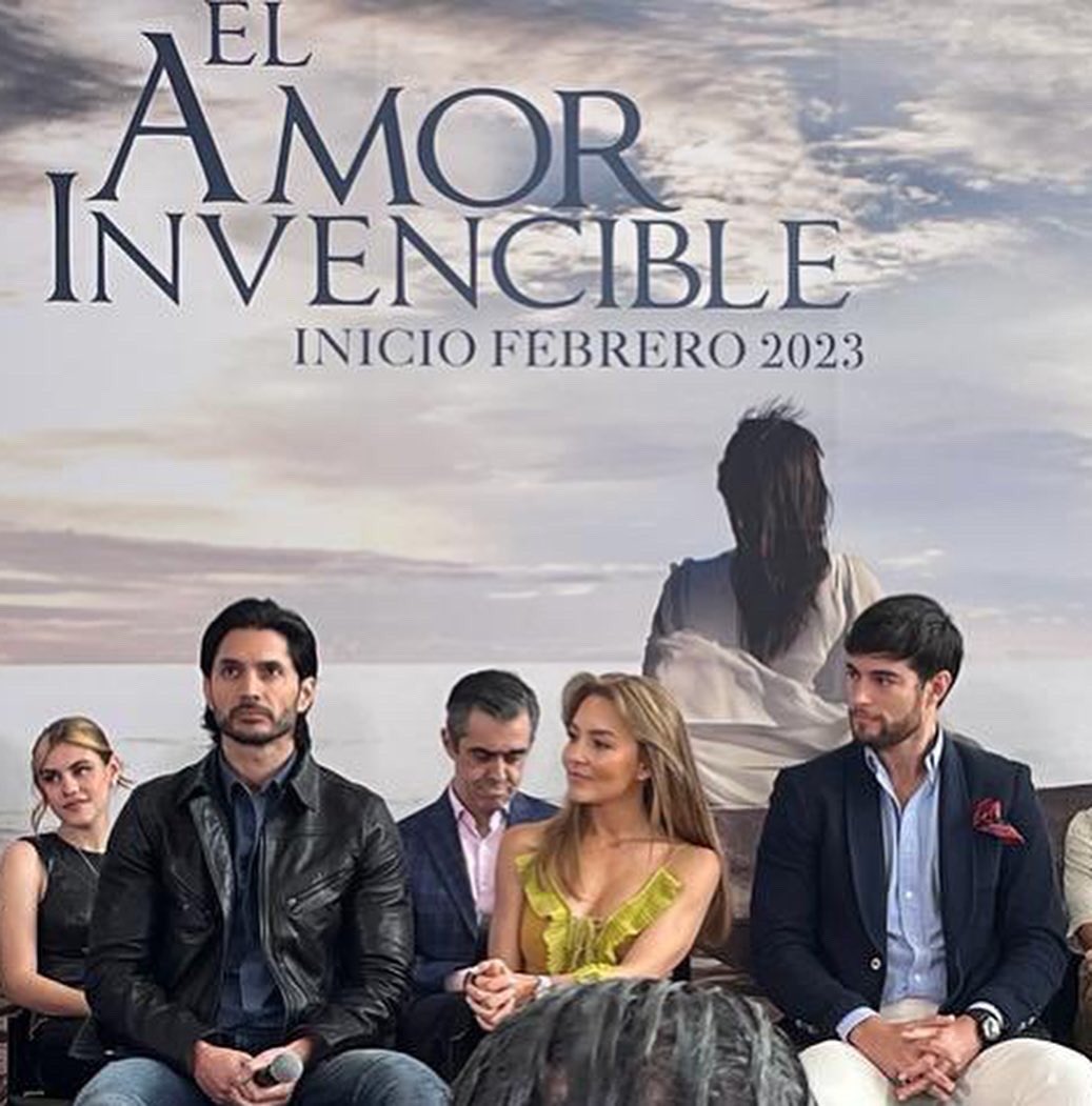 PerrisimosMX's tweet photo. Presentación a medios de 
“El amor invencible” con las actuaciones estelares de Angelique Boyer, Danilo Carrera, Daniel Elbittar, Este melodrama se transmitira por Las Estrellas en febrero 2023 @Anboy88 @DaniloCarrera @danielelbittar @osoriojua https://t.co/0yVnHKzkGi