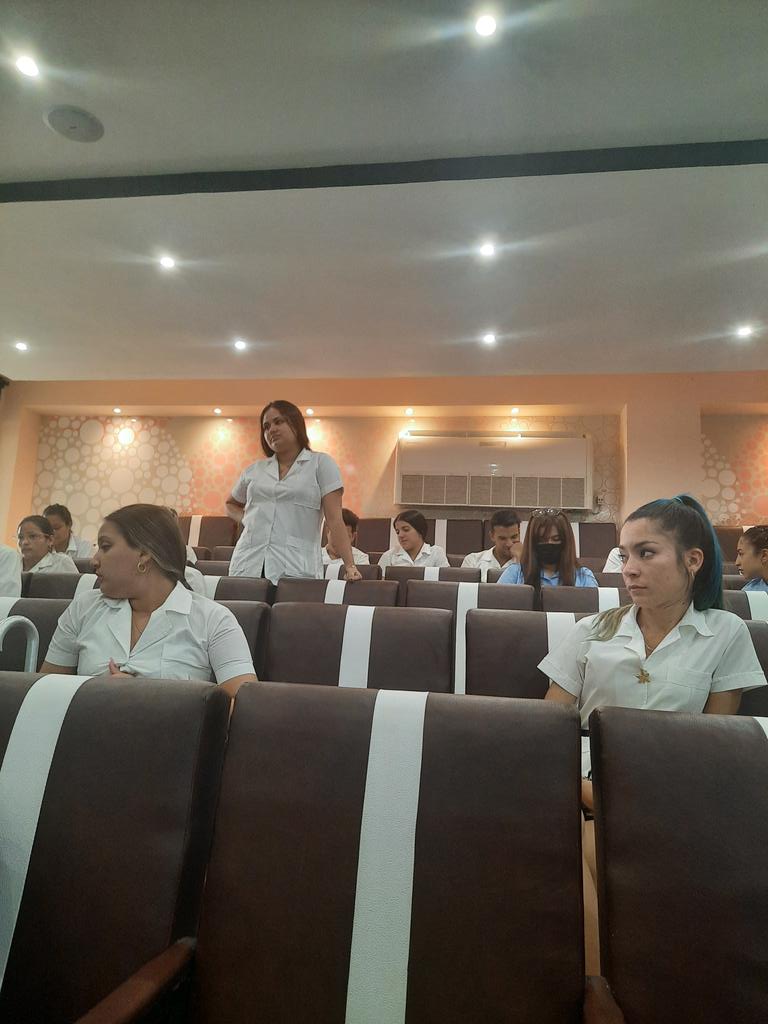 En la tarde de hoy se desarrollo el Consejo de la FEU de la Facultad de Ciencias Médicas de Las Tunas. Intercambio e Información para las actividades y tareas estudiantiles. #RevolucionandoLaFEU