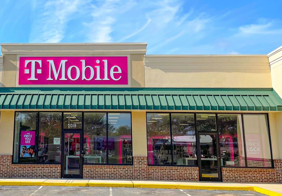 Look at all these beautiful stores popping up in Alabama! 🤩 From Springville, to Troy, to Bay Minette - <a href="/TMobile/">T-Mobile</a> is there and ready to serve!