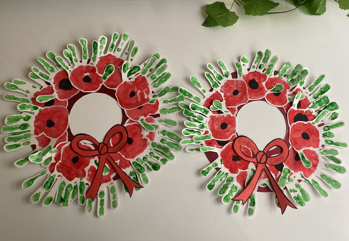 Remembrance Day wreaths ready for Friday♥️