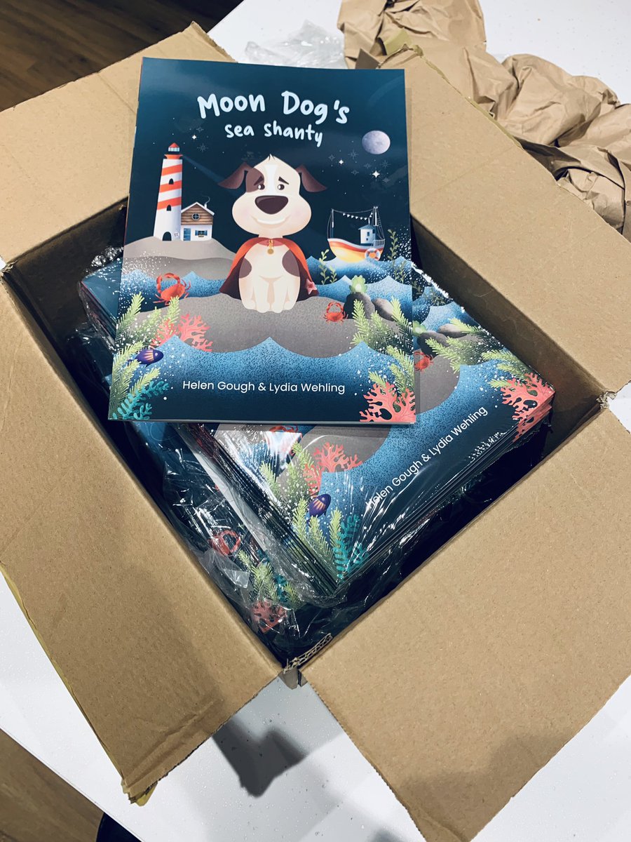 hellybellyjelly's tweet photo. Moon Dog is here! I’ll start deliveries this week! #MoonDogsSeaShanty https://t.co/QMmLTi3sPs