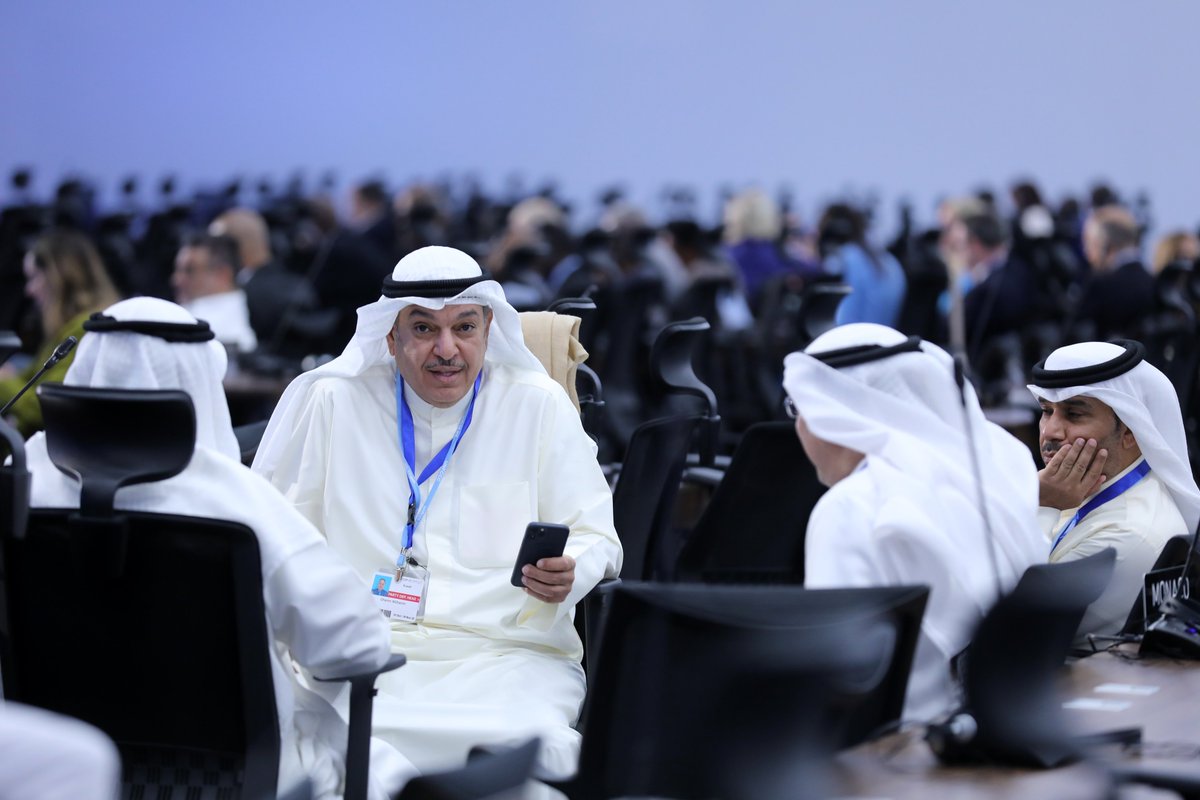 IISD_ENB's tweet photo. On Tuesday, #COP27 delegates were dashing from room to room, trying to keep up with back-to-back negotiation sessions on a variety of topics, from #climate finance to #climateadaptation and #lossanddamage

Our highlights and images ➡️ https://t.co/fSvvVFJdbP

#ClimateAction https://t.co/EtV4AYOLCt