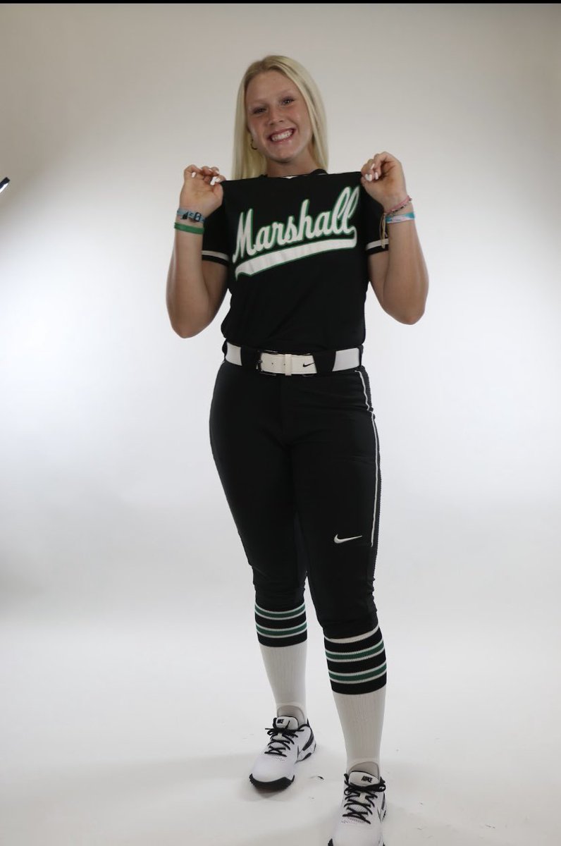 Officially a part of the Herd family tomorrow at 8:15 A.M. Signing day came faster than I ever imagined but so excited to have the best family by my side!! 💚 <a href="/HerdSB/">Marshall Softball</a> <a href="/coachmegsmith/">Megan Smith Lyon</a> <a href="/c_lyon22/">Corey Lyon</a> <a href="/Maddie_Holub/">Maddie Holub</a> <a href="/sam_boone/">Sam Boone</a>