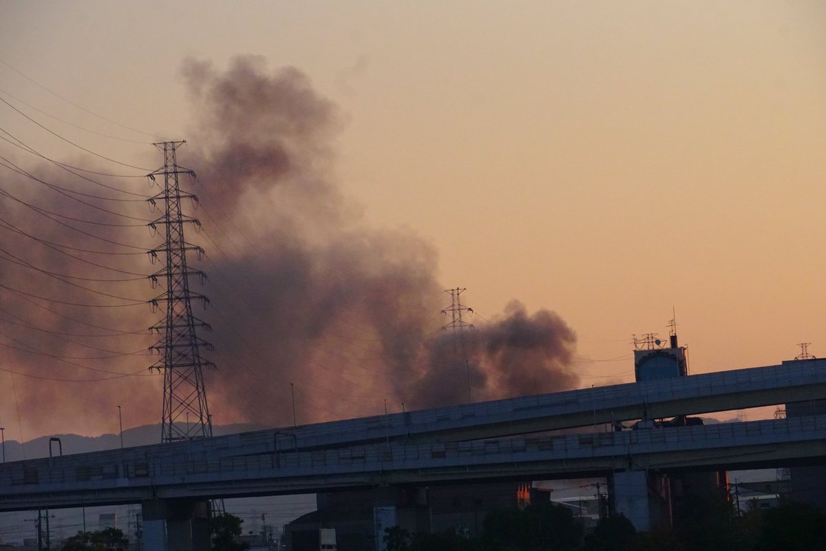 【火事】大阪府松原市三宅中7丁目「プラザホテル」付近から黒煙上がる火災!現地の画像まとめ まとめダネ! 【火事】大阪府松原市三宅中7丁目「プラザホテル」付近から黒煙上がる火災!現地の画像まとめ まとめダネ!