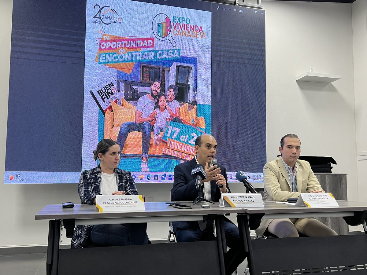 CANADEVIGto's tweet photo. Esta mañana llevamos a cabo rueda de prensa para dar a conocer nuestro evento EXPO VIVIENDA, para que las familias conozcan del 17 al 20 de noviembre las opciones de viviendas y puedan adquirir un patrimonio. https://t.co/uMnt5M9JnV