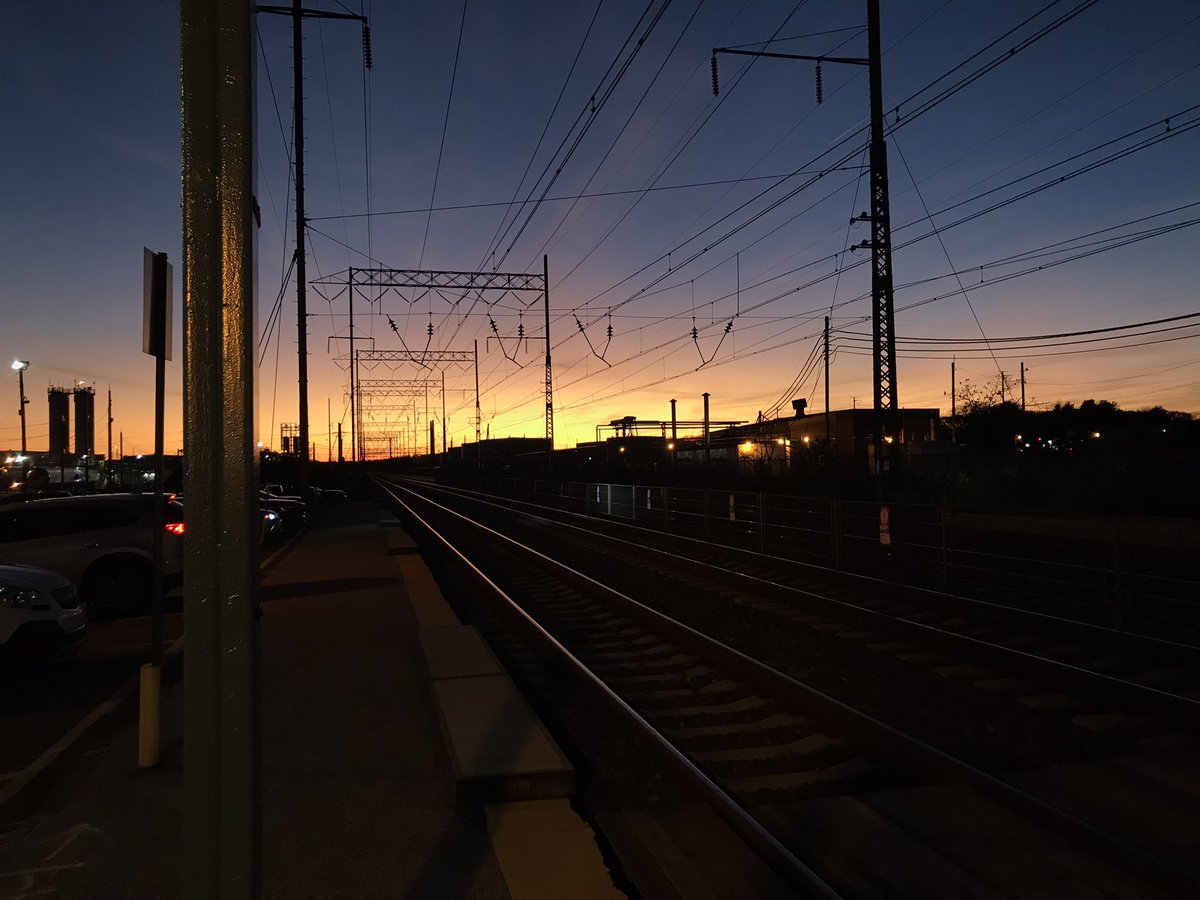 Sunset at Marcus Hook train station. #peaktransit @SEPTAPHILLY @SEPTA_SOCIAL