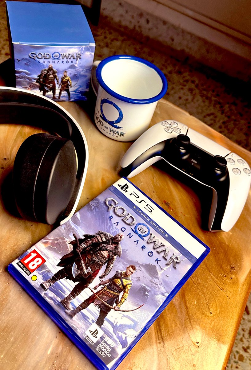 It’s time to #GodofWarRagnorok, streaming the first two hours coz why not! ✨