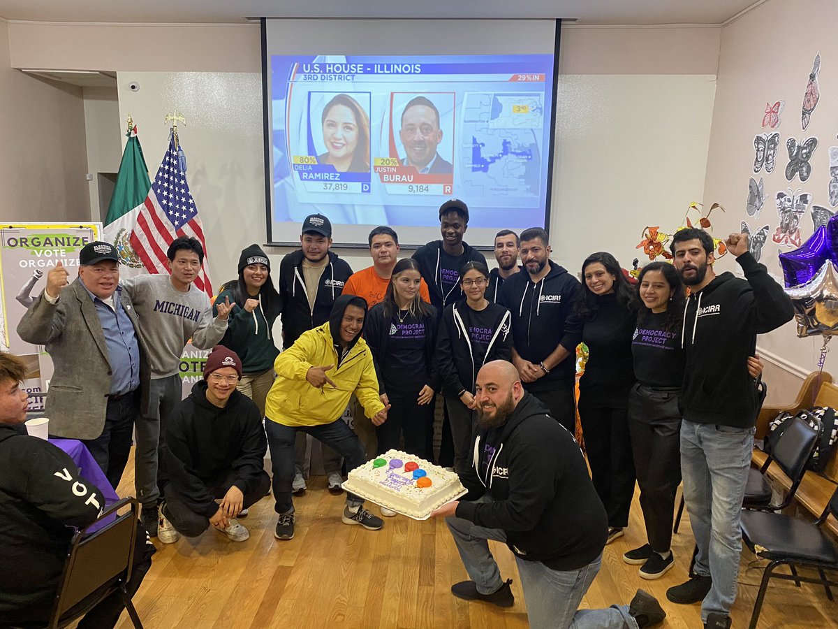 aaanmarkaz's tweet photo. Congrats to our very own Zuka’a and all the @icirr fellows on an incredible #GOTV campaign - a part of the #DemocracyProject. #ElectionDay https://t.co/MrOssaCzTU