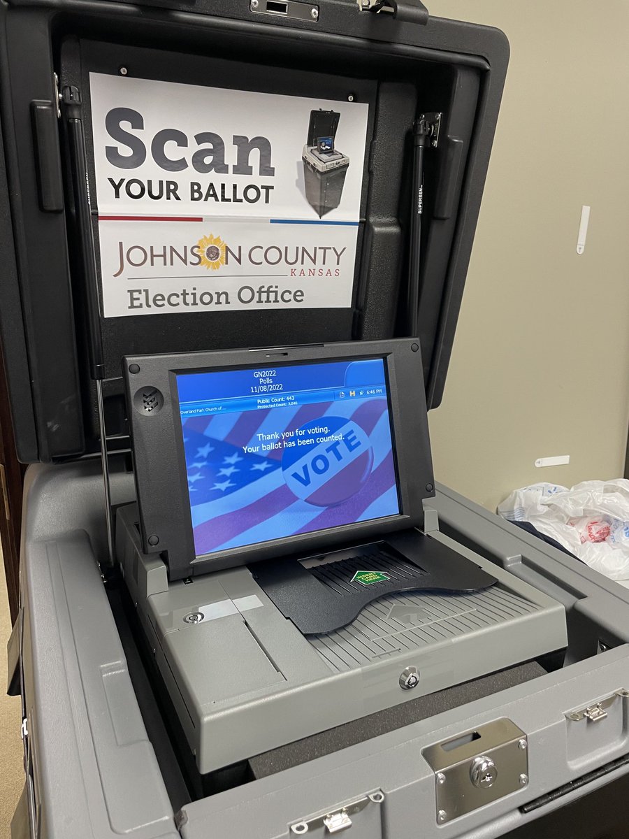 LauraAn17979217's tweet photo. #MC576 Voted today https://t.co/EsA7Ajb65d