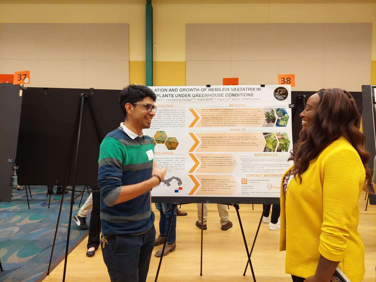 CRuizman7's tweet photo. Great day to be a scientist. Research Showcase, Botany &amp; Plant Pathology, Purdue University. #AimeLab 🍄 @PurdueBPP https://t.co/ynBRPP52s0