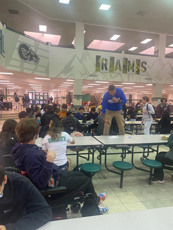 CounselRAMS_MHS's tweet photo. @CounselRAMS_MHS Rocking the mic today with college trivia for @GenerationTexas Week #TeamSISD @MontwoodHS #OCB https://t.co/pu5TogWVvQ