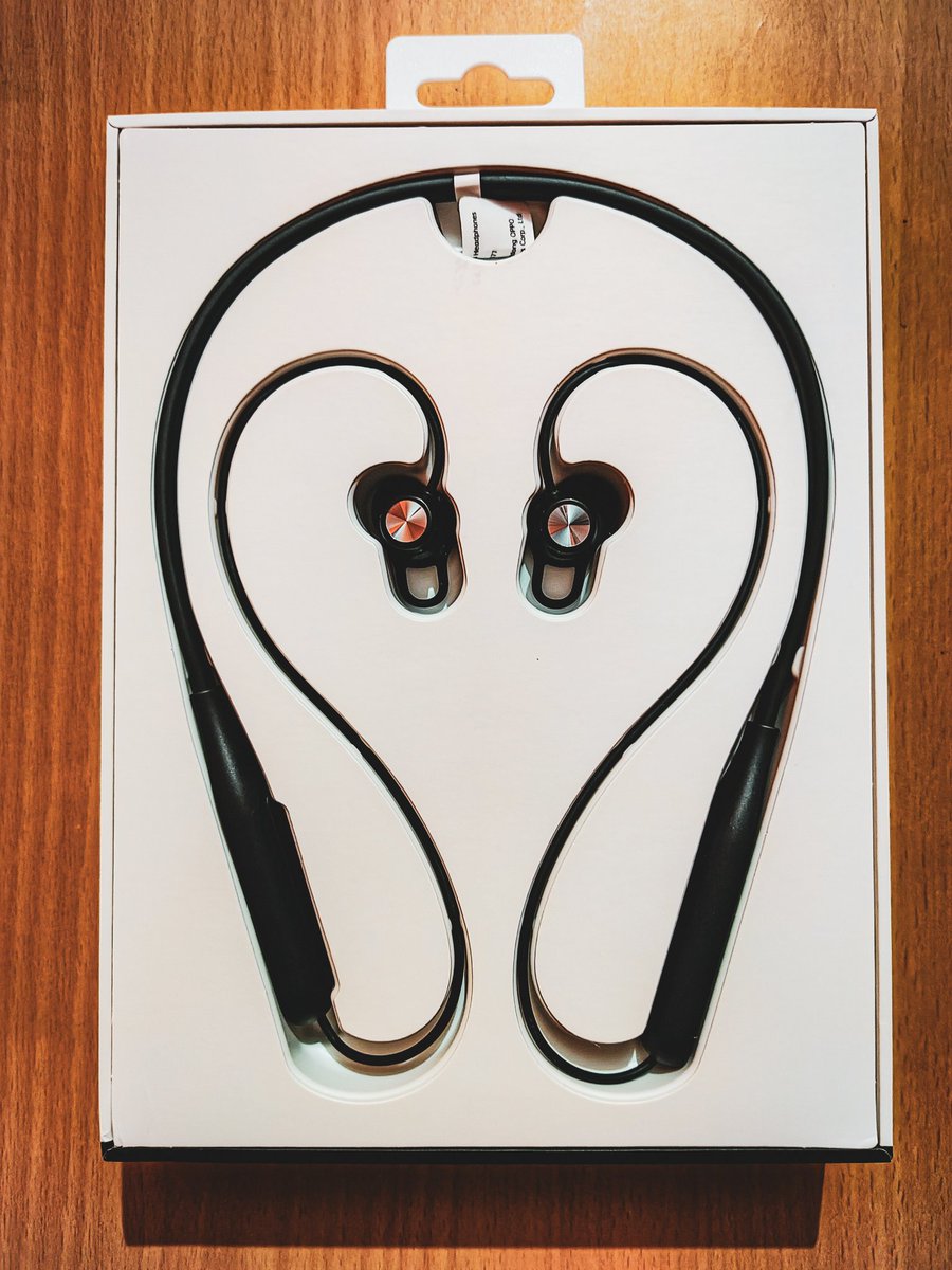thebmcboy's tweet photo. Thanx a lot @OPPOIndia for this
Super cool Gift ๐๐๐ป.
#OPPOEncoM32 https://t.co/8C68q3rPIJ