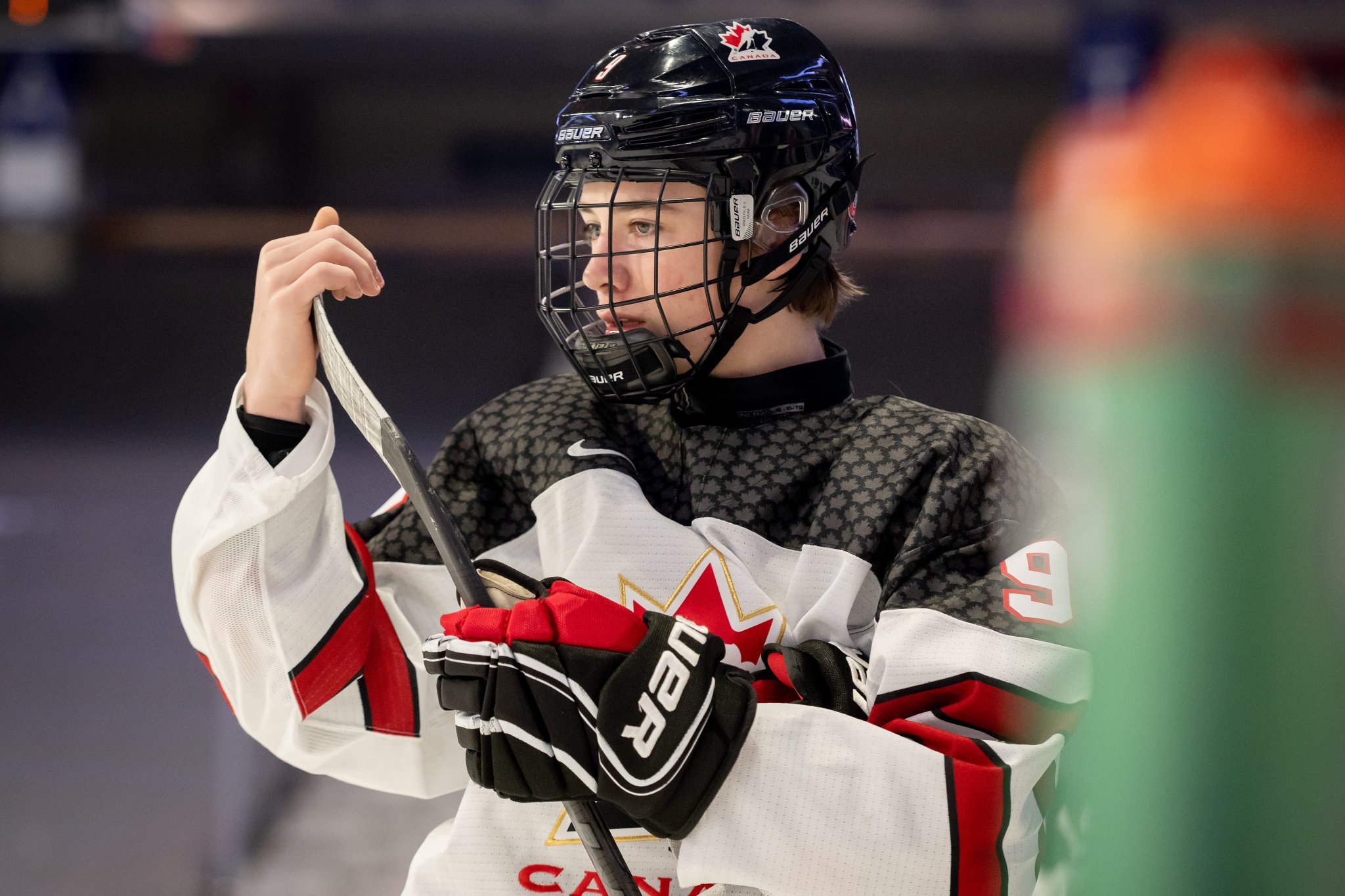 Hockey Canada on X: "AFTER 1 | Cayden Lindstrom, Ryder Ritchie and Spencer  Gill score in the last 2:45, sending 🇨🇦⚪️ to the intermission up 4-2 on  🇨🇿 after a wild 20