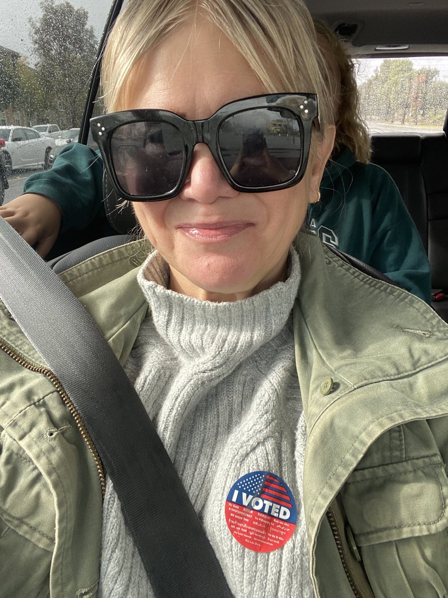 Tracey Gold 🇺🇦🏳️‍🌈🏳️‍⚧️ (@thetraceygold) on Twitter photo 