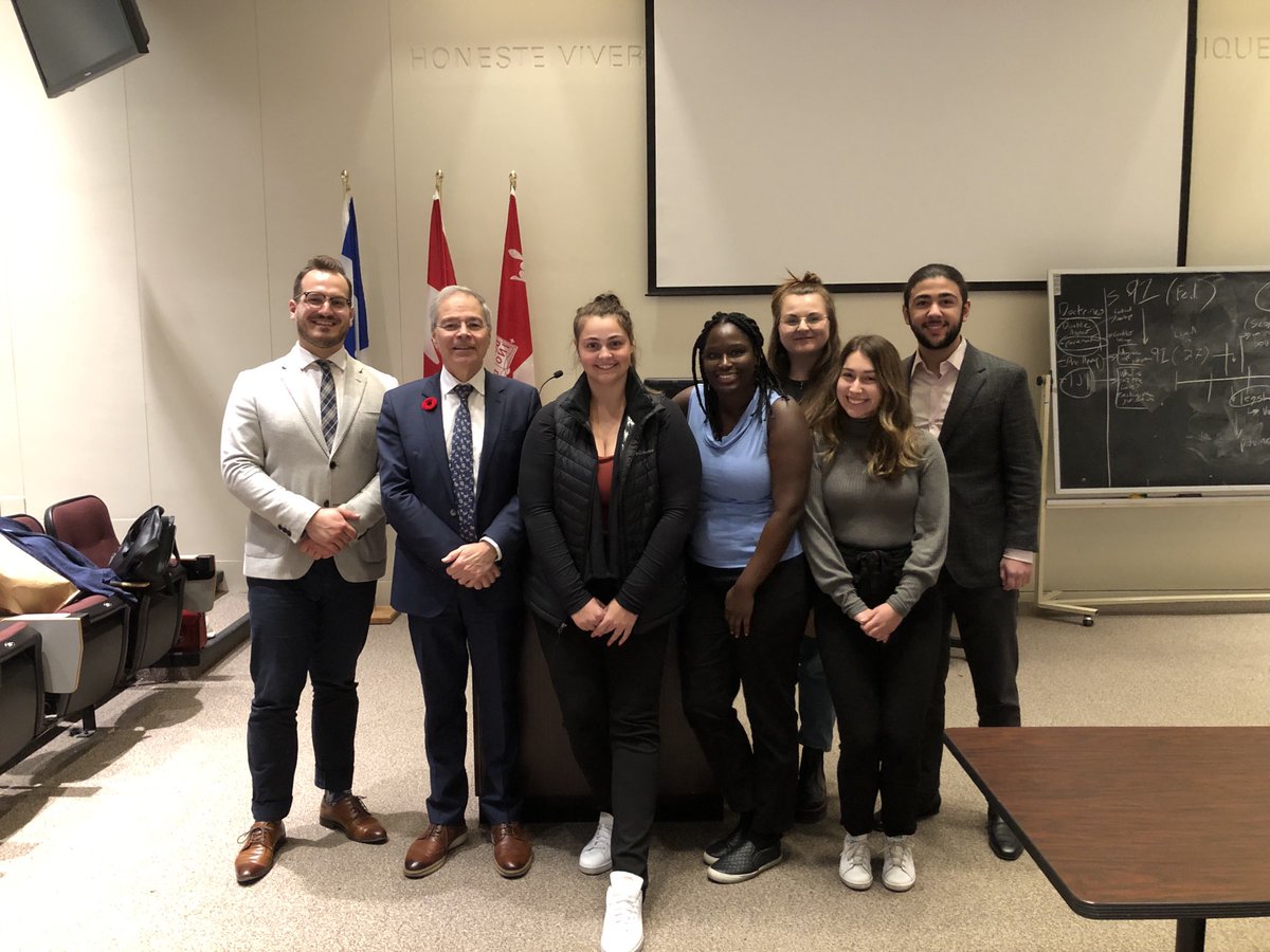 DalphondPierre's tweet photo. Merci au prof ⁦@milessard⁩ ⁦@LawMcGill⁩ et Association étudiante de droit de la famille pour m’avoir invité à donner une conférence sur la violence familiale et le meilleur intérêt de l’enfant en matière de #divorce ⁦@JusticeCanadaEN⁩ https://t.co/vs1Rfl78gm