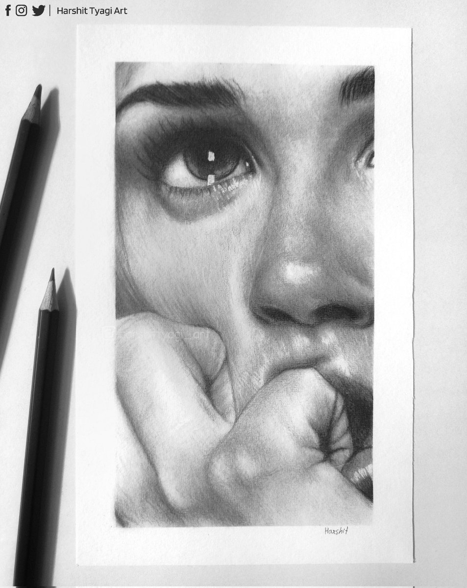 Harshittyagiart's tweet photo. Fear doesn't shut you down; it wakes you up"
.
.
.
.
Graphite on paper ✍️
#art
#artoftheday  #artistsoninstagram #artwork #sketch #sketching #sketchbook #realism #pencildrawing #pencilart #pencilsketch #potrait #handdrawn #blackandwhite #drawingsketch https://t.co/0ADzW5Dni5