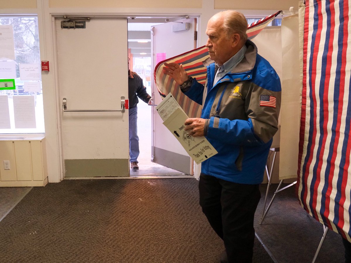 Bill Walker tweet media