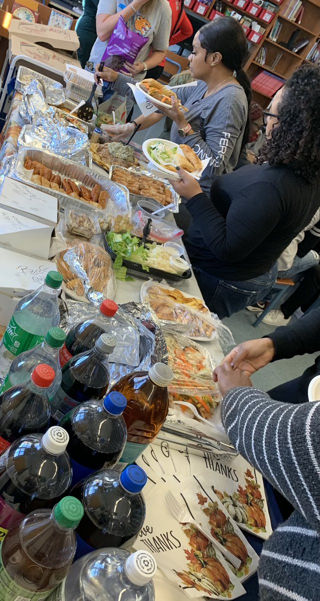 JCS312Q's tweet photo. Professional Development + Double Potluck = Successful Day #JCSPride #WeRoar #JCMS 💛 https://t.co/EKu8ozwgB2