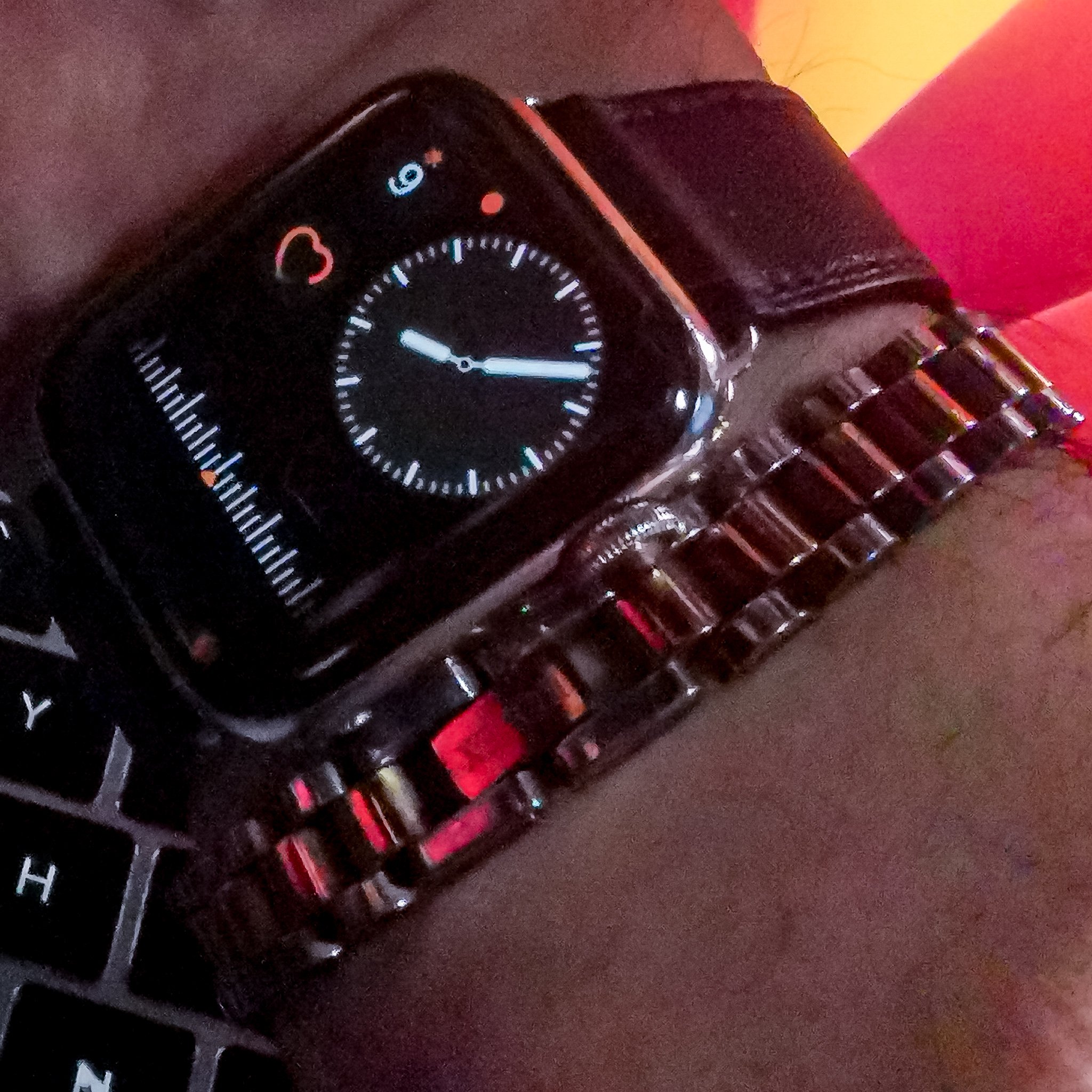  Apple Watch Series 4および5はwatchOS 9で最大バッテリー容量を再調整します