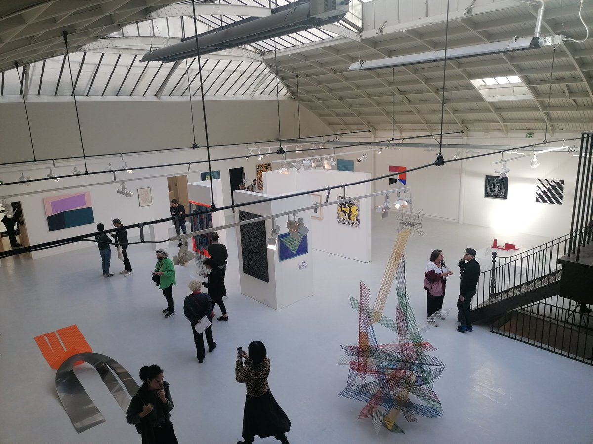 calixto6's tweet photo. Salon Réalités Nouvelles 2022. Espace cominnes et le cordonniers. Paris. France https://t.co/8Dg6CrKYYQ