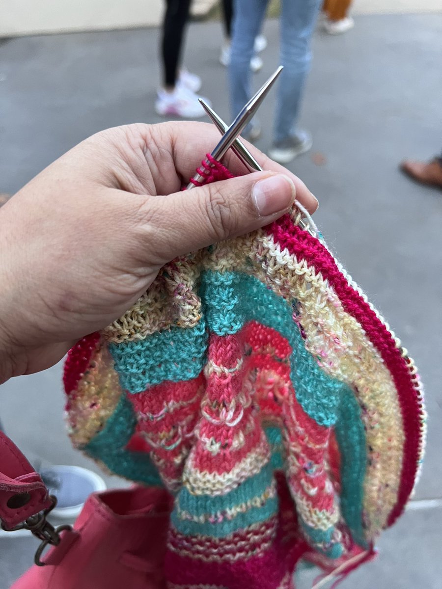 faizahbhatti's tweet photo. Rookie move going to vote after work… with the line wrapping all the way around the block at St. Luke’s. At least it’s good to see so many people voting… and I have my knitting to keep me company ☺️ #vote #midtermelections #voteokc #GetOutTheVote #academicswhoknit https://t.co/hcvrVYeFWF