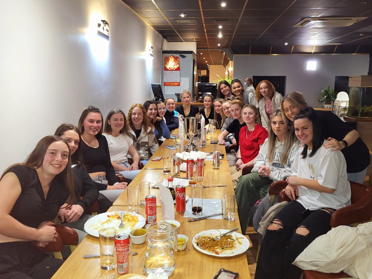 Our League Winning U19 squad enjoyed their end of season get together tonight as the team had a fantastic meal in Amerta Chinese Restaurant in Monkstown to celebrate their achievements this season 🌊⚽️