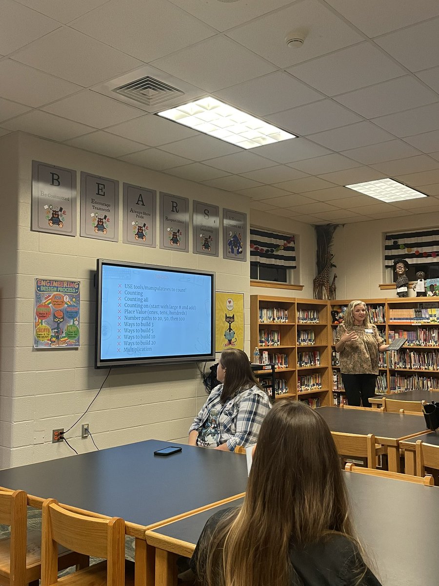 ogle_susan's tweet image. Parents as Partners workshop at LES! These coaches are amazing!! @TCBOE @TCBOE_LES @Woodruff_LES @Whitney_OKelley @KBensonLES