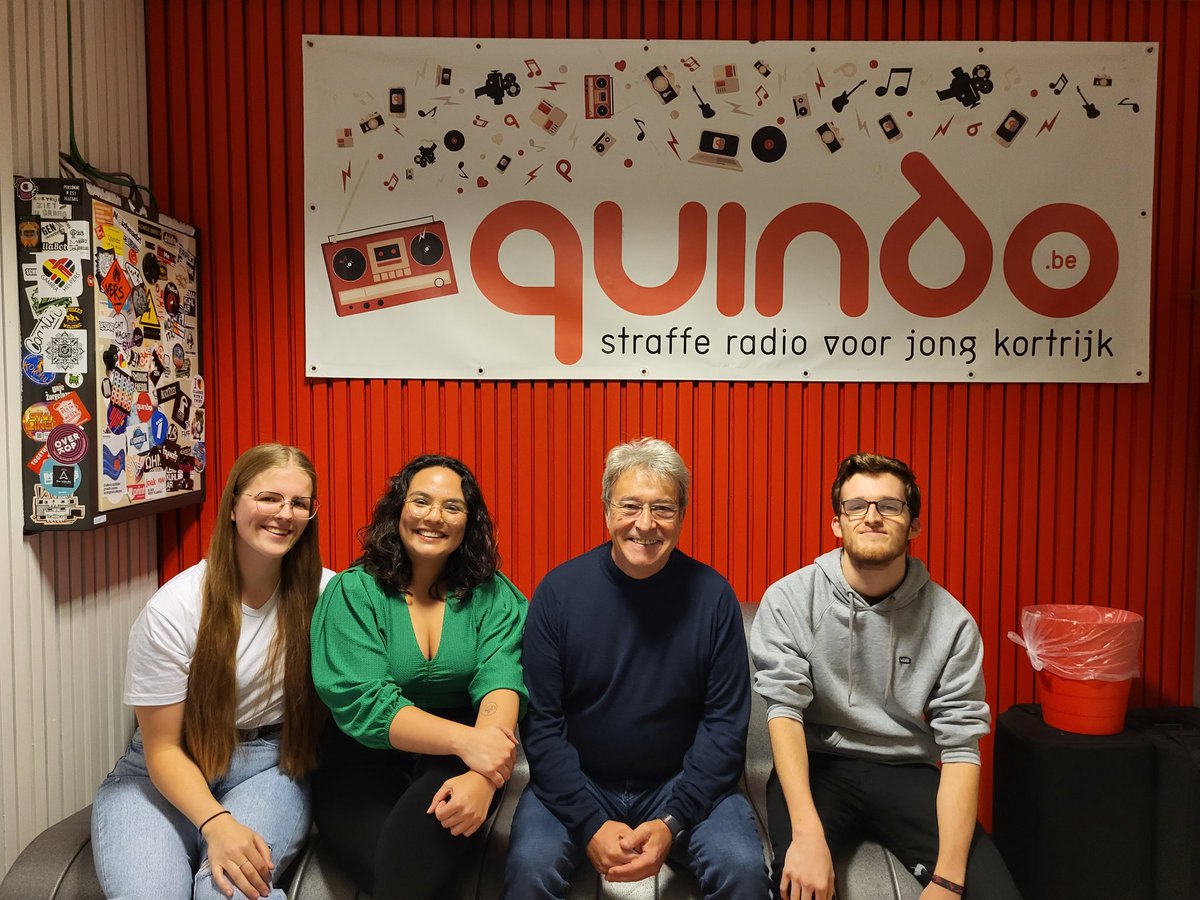 Amy_Van_Parys's tweet photo. We hadden vandaag bezoek bij Musique Belgique: Garry Hagger! #quindo #garryhagger #musiquebelgique #schlagers https://t.co/8NATt6ewBk