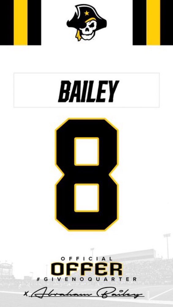 theyenvy_8's tweet photo. Beyond blessed to announce that iโve received my first Official Offer to Southwestern University @SUPiratesFB Thank you @CoachNKelly_ ๐ค๐๐พ #Piratesfight https://t.co/25ztwApzNJ