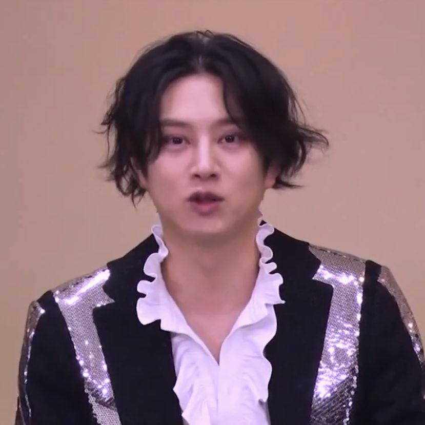 heechularchive's tweet photo. https://t.co/En4zj5fVuu