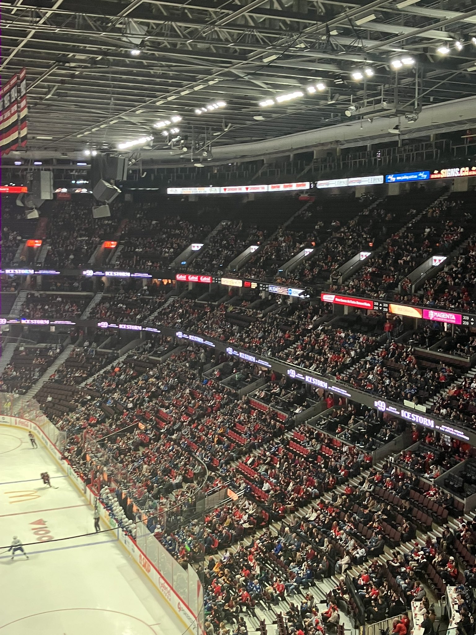 upwardboss-on-twitter-yearly-emptyseatspics-of-the-ottawa-senators