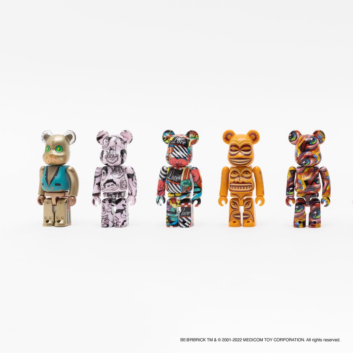 BE@RBRICK Artist Series 4 100% 5 Pack. DesignerCon is excited to announce the next 5 Artist in our annual collaboration with @medicom_toy for @designercon 2022 . 
This years line up includes Artists <a href="/doktor_a/">a</a> , <a href="/bobbyhundreds/">bobbyhundreds</a> , <a href="/theninapalomba/">Nina Palomba</a> , @theartistshag , and <a href="/theobanoth/">theobanoth</a>