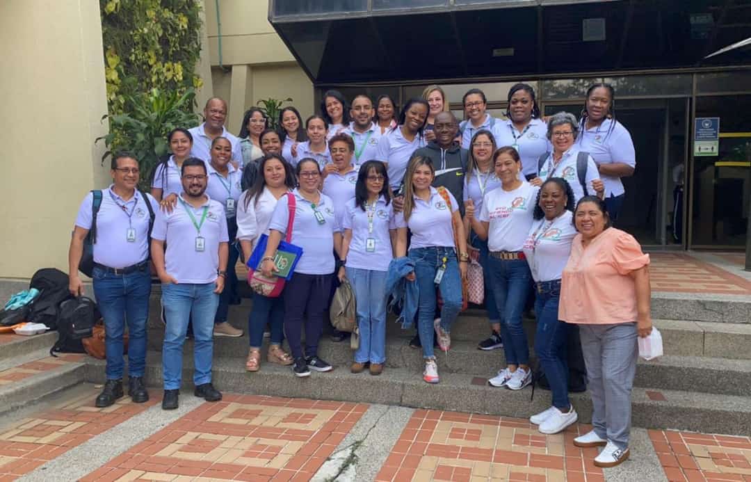 SINTRABIENESTA4's tweet photo. Reunión líderes Sintrabienestar Cali. Unidos por los trabajadores. @sintrabienesta3 @mariomflorez1 @AnaMariaArev @cutcolombia @cutvalledelcau1 @maltescut1 @diogenesorjuela @sindesenacol @sintraemcali @juanlastre1 @catilinaria6 @Sintrabienesta5 @MiguelRinconB @QuelisSevillano https://t.co/CXat9PThZr