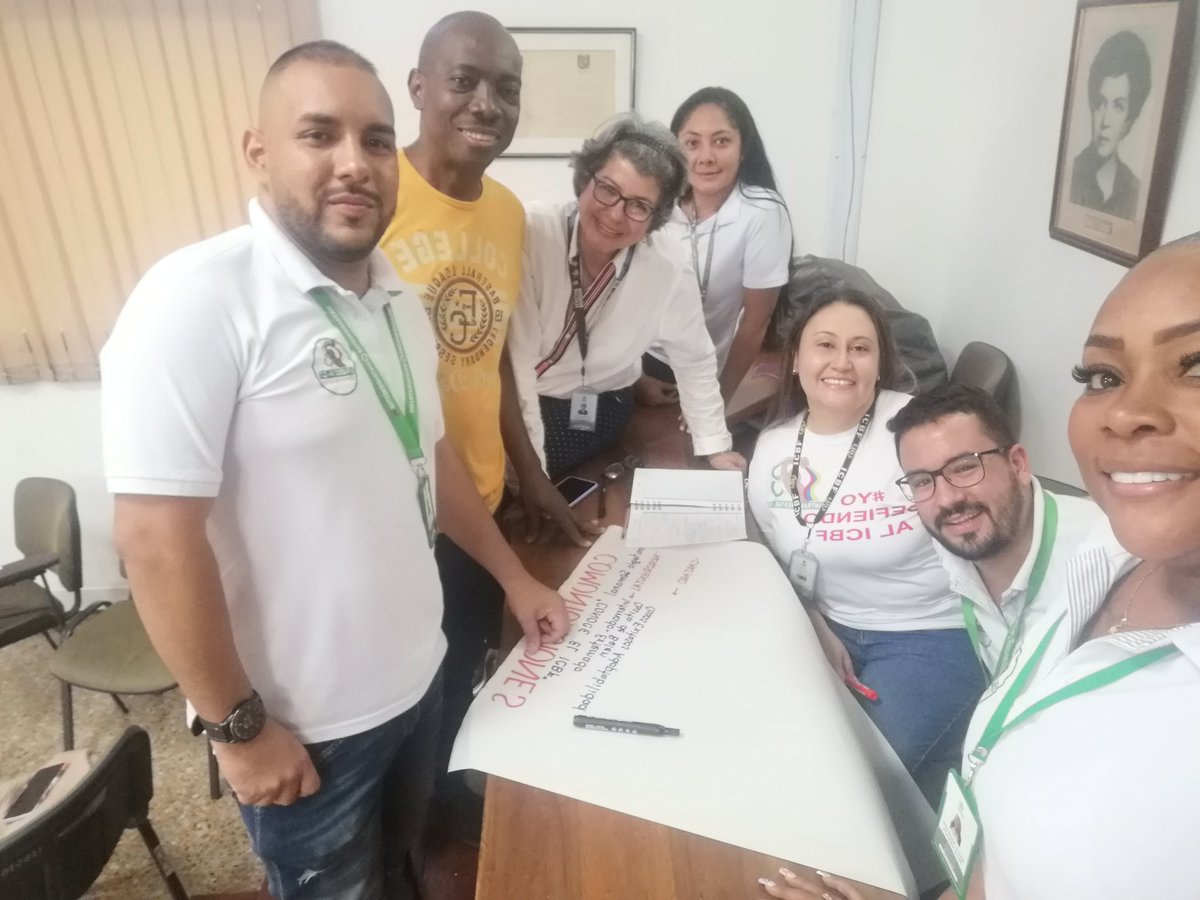 SINTRABIENESTA4's tweet photo. Reunión líderes Sintrabienestar Cali. Unidos por los trabajadores. @sintrabienesta3 @mariomflorez1 @AnaMariaArev @cutcolombia @cutvalledelcau1 @maltescut1 @diogenesorjuela @sindesenacol @sintraemcali @juanlastre1 @catilinaria6 @Sintrabienesta5 @MiguelRinconB @QuelisSevillano https://t.co/CXat9PThZr