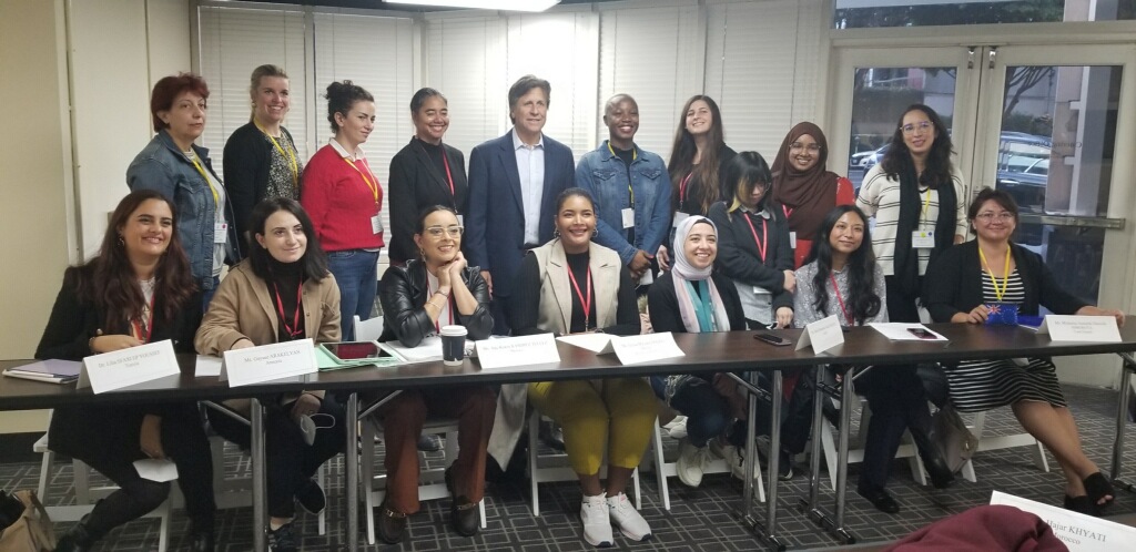 ivc_la's tweet photo. Today some of our #HiddenNoMore participants attended a discussion on New Horizons: Blockchain, Crypto and NFTs! They heard from Ron Levy, co-founder and CEO of The Crypto Company and co-founder and director of The Crypto Roundtable https://t.co/VnHM0hXKmv