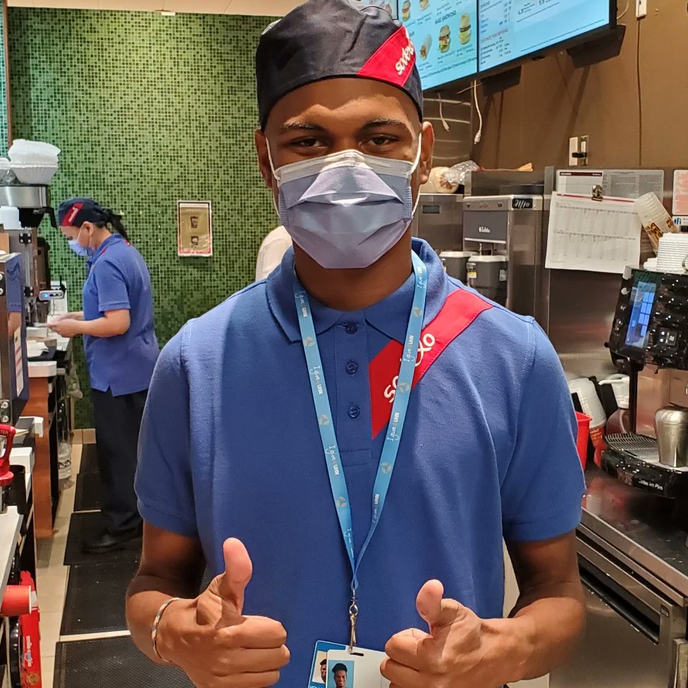 ProjectsearchTo's tweet photo. Following specific instructions to make sure drinks are delicious and ready for customers at the Tim Horton's in Holland Bloorview #ProjectSEARCHTO #DiversityAndInclusion #InclusionMatters https://t.co/8pKKVyluX5