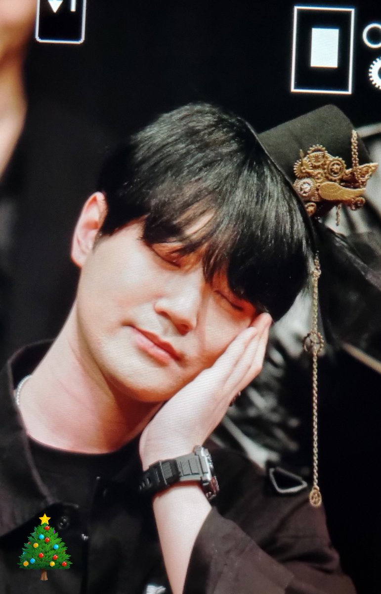 960824_lee's tweet photo. 221109 PRE

어제 일찍잔 자.. 지금 올리기..

#BITTO #비토 #업텐션 #UP10TION @UP10TION https://t.co/k1m2S9H0La