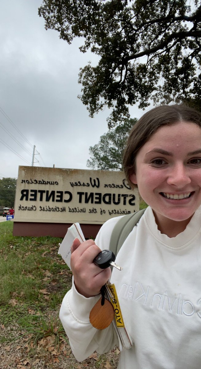 Elizabeth Bulot tweet media