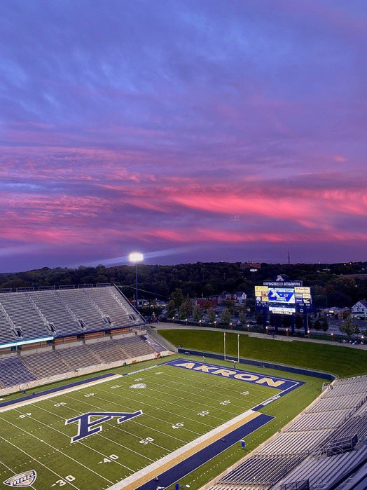 melvinspriggs2's tweet photo. #AGTG After a great visit to @ZipsFB and a conversation with @CoachTibs I am blessed to have received a D1 scholarship offer to play football @SamPopper_ @AndrewBarlage_ @CoachNice_SMHS @warriorfbsmhs @qbcoachvell https://t.co/FgRDOVFmKM