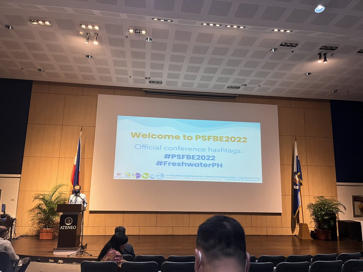 Maxine Mowe tweet media