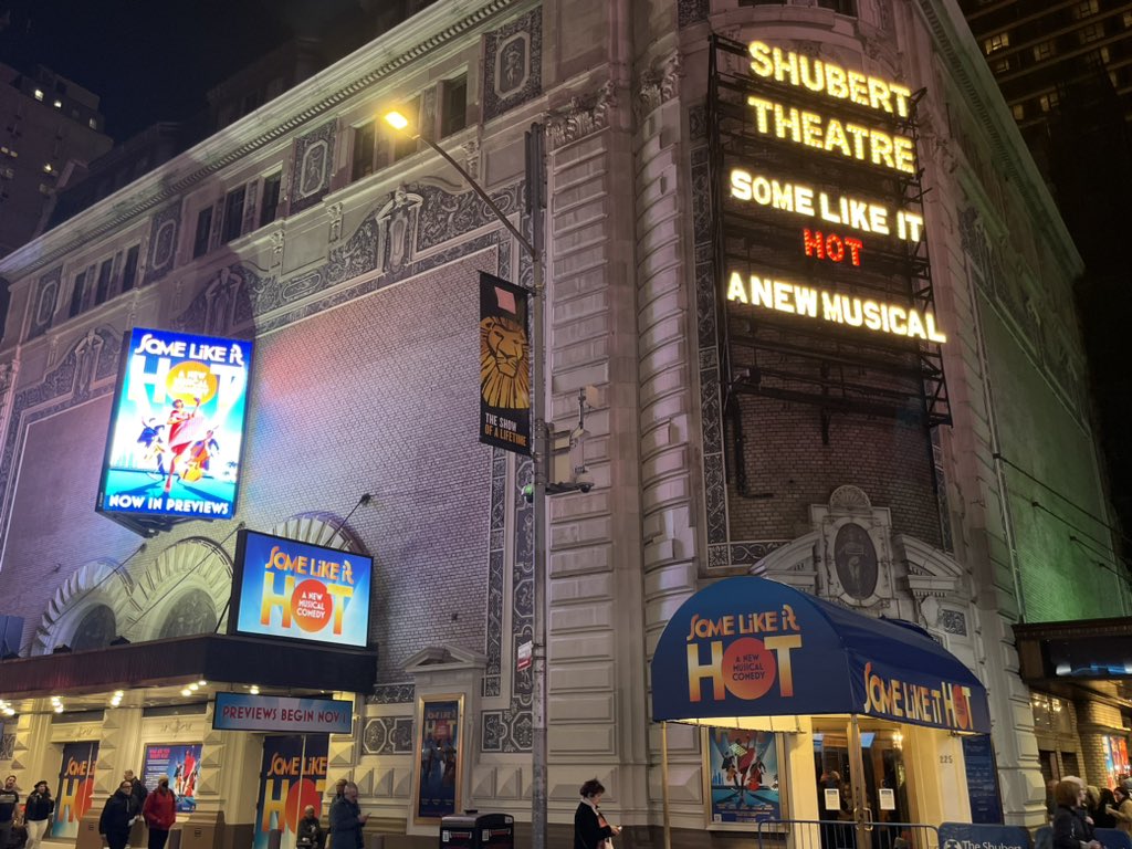 SimonManinChair's tweet photo. Fresh off the plane and straight into a theatre. 
Some Like It Hot is by Marc Shaiman and Scott Wittman, with direction and choreography by none other than Casey Nicholaw 🌟#backtobroadway #show1 https://t.co/K2g5YlWCL7
