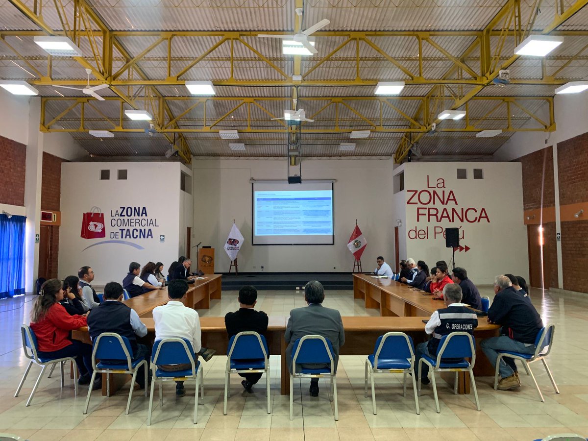 #Noticias |🔴ZOFRATACNA recibió visita de empresa  de  Operaciones Logísticas “ULOG”, quién  brindó charla informativa al personal de la Gerencia de Operaciones, Funcionarios y Miembros del Directorio en  relación a nuevas tendencias y oportunidades logísticas al sur del Perú